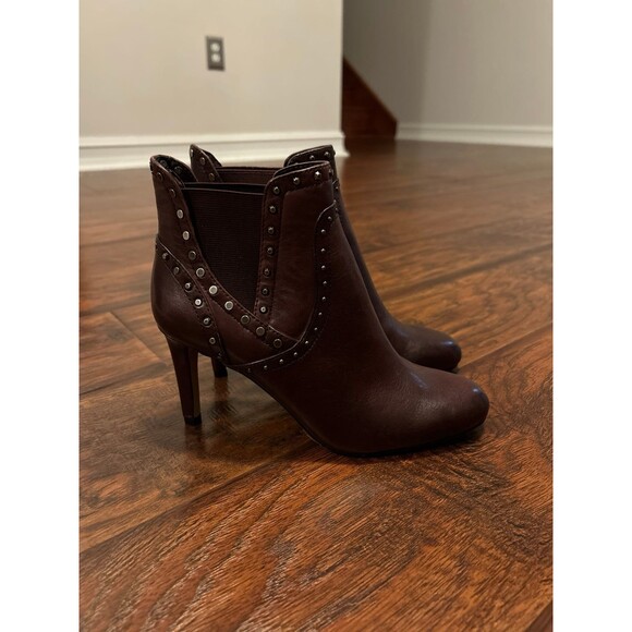 Vince Camuto Consheta Leather Studded High Heel Booties 6.5M Red MSRP $129 - Picture 1 of 5